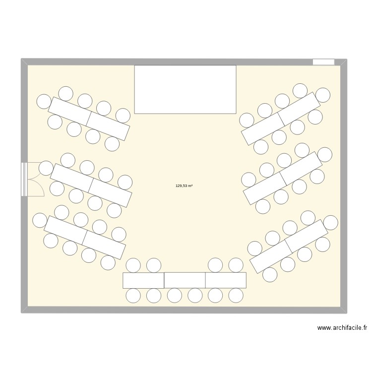 plan de table v1. Plan de 1 pièce et 130 m2