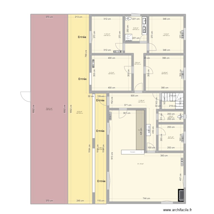 College RDC. Plan de 14 pièces et 266 m2