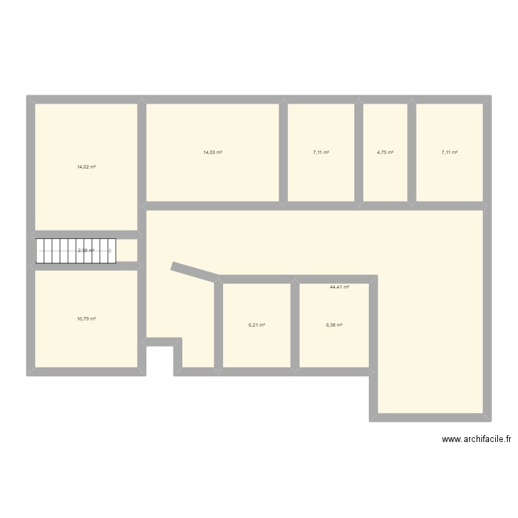 micro creche saint maur. Plan de 10 pièces et 117 m2