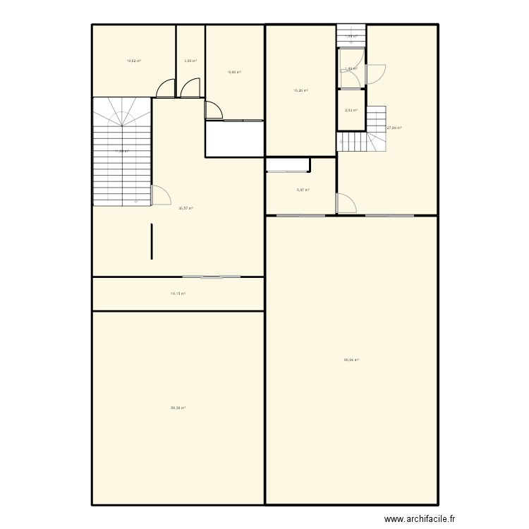 HOUSE1. Plan de 14 pièces et 282 m2