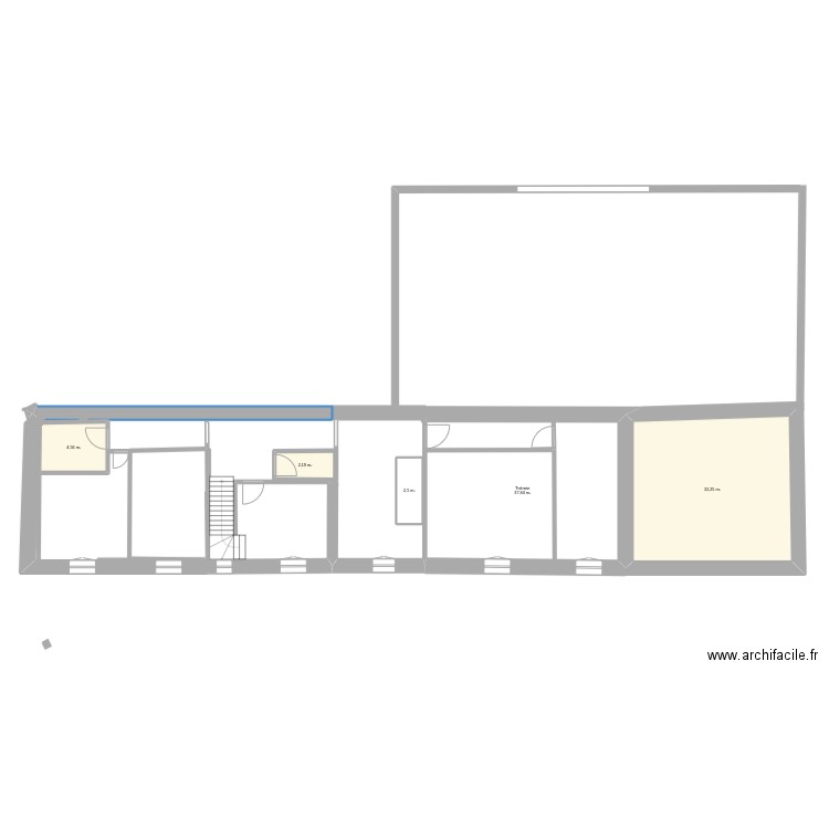 etage. Plan de 5 pièces et 79 m2