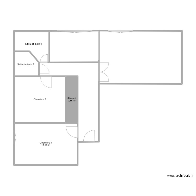 TERGESTE . Plan de 8 pièces et 74 m2