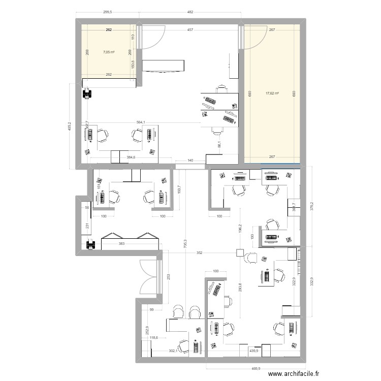 Bureau 2 par 2 comptoir 4. Plan de 2 pièces et 25 m2