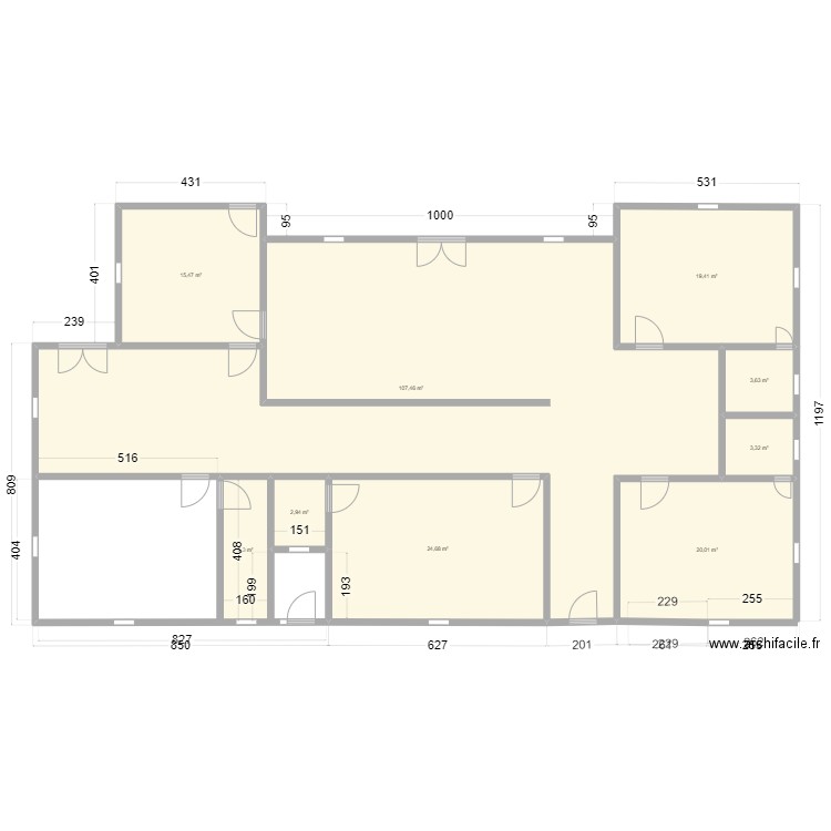 Begilo . Plan de 9 pièces et 202 m2