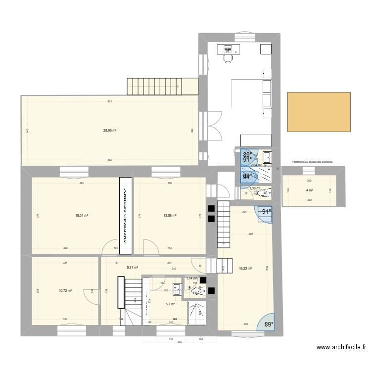 Projet_RDF_Etage_004. Plan de 11 pièces et 110 m2