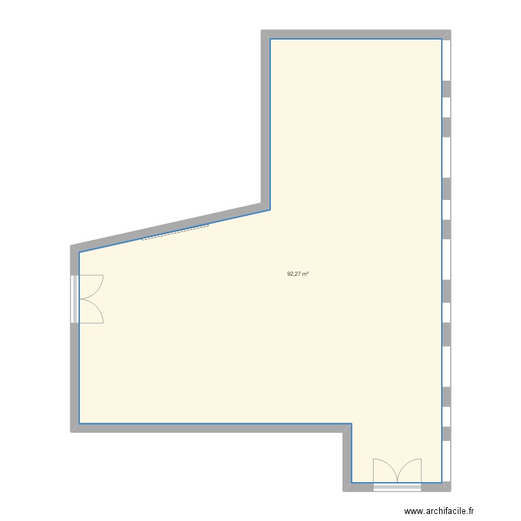 222. Plan de 1 pièce et 92 m2