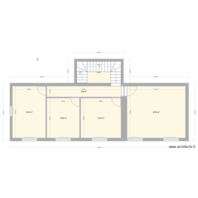 Corbeyre étage 1. Plan de 6 pièces et 79 m2