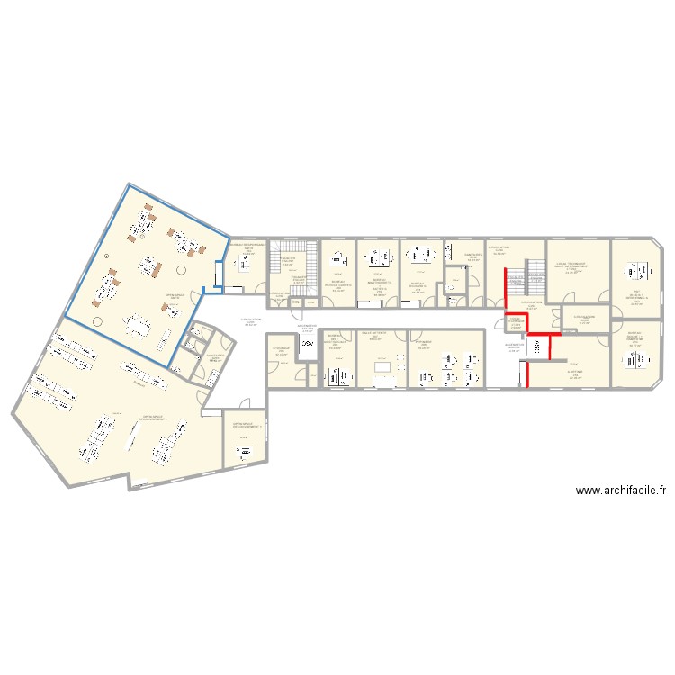 VIENNE : Projet R+2 - Aménagement  SMTR. Plan de 28 pièces et 587 m2