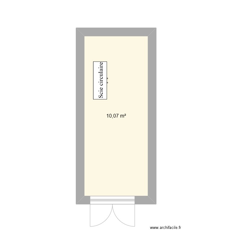 scie circulaire. Plan de 1 pièce et 10 m2