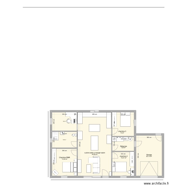 MAISON. Plan de 8 pièces et 117 m2