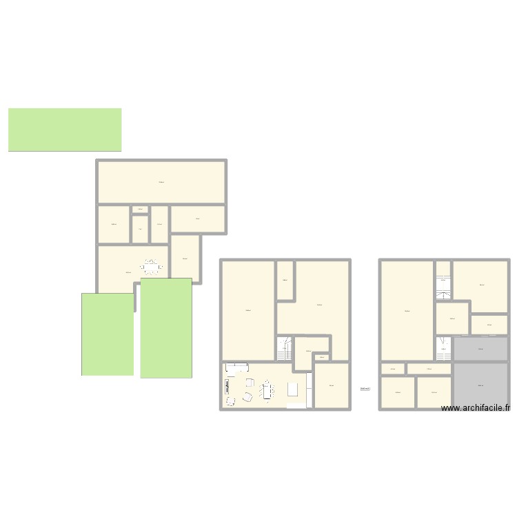 En face. Plan de 28 pièces et 738 m2