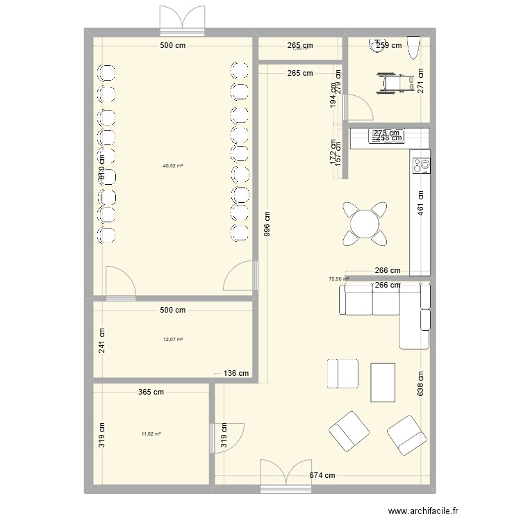 Bâtiment bois. Plan de 5 pièces et 142 m2