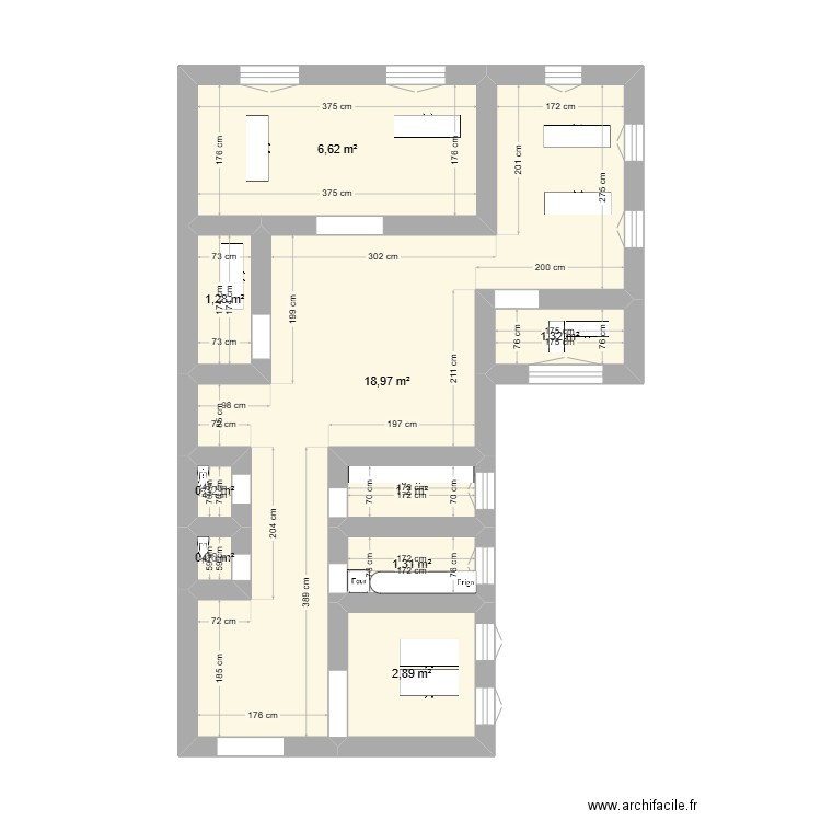 bureau entreprise. Plan de 9 pièces et 34 m2