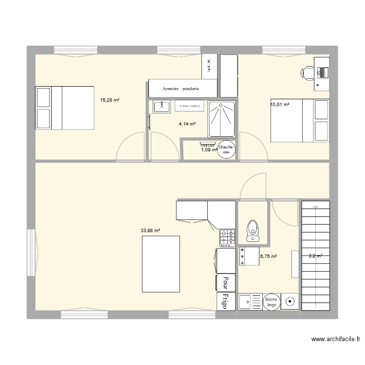 ELNE. Plan de 7 pièces et 75 m2