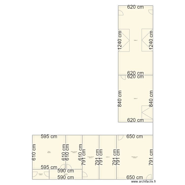 Maintenance workshop plan. Plan de 9 pièces et 299 m2