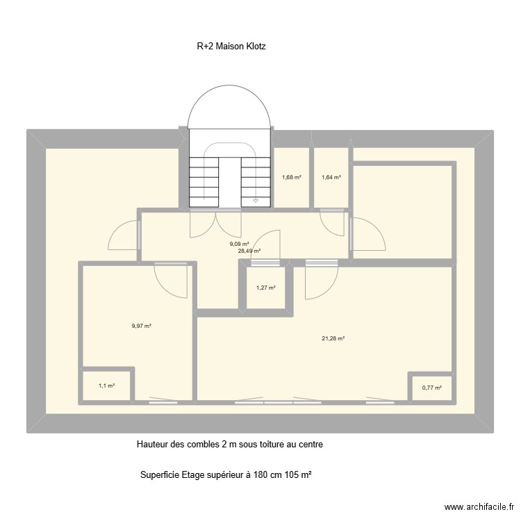 Maison R2 Klotz. Plan de 9 pièces et 75 m2