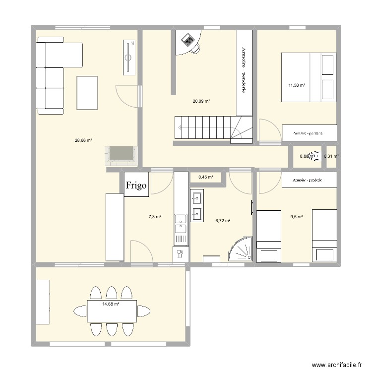 maison. Plan de 10 pièces et 100 m2