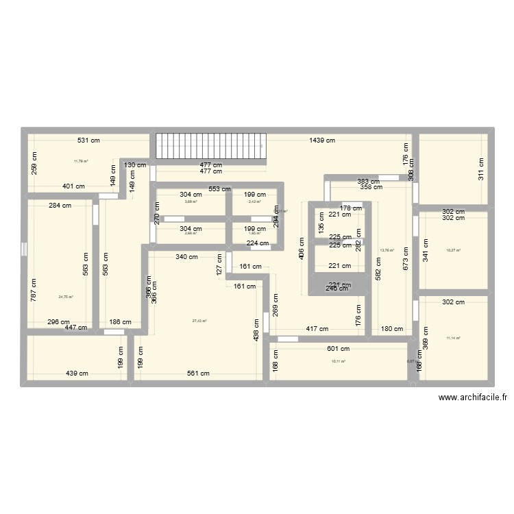 Ben_Travail. Plan de 15 pièces et 186 m2