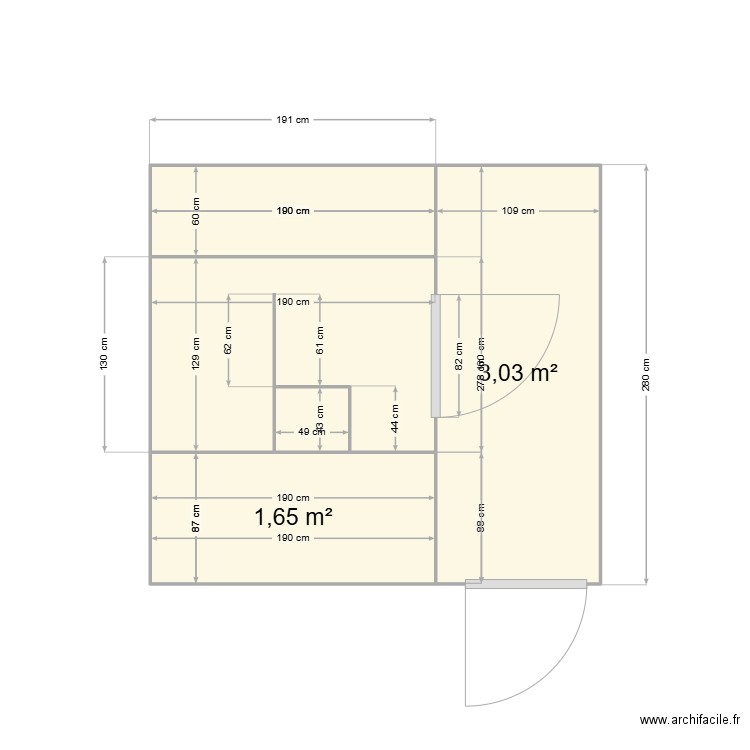 sdd labiche. Plan de 5 pièces et 8 m2