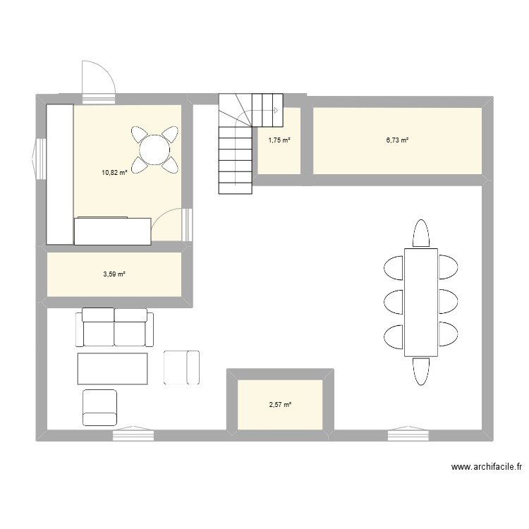 plan 1. Plan de 5 pièces et 25 m2