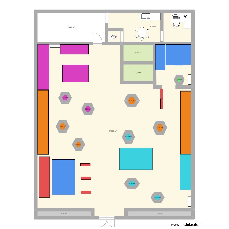 plan magasin. Plan de 18 pièces et 233 m2