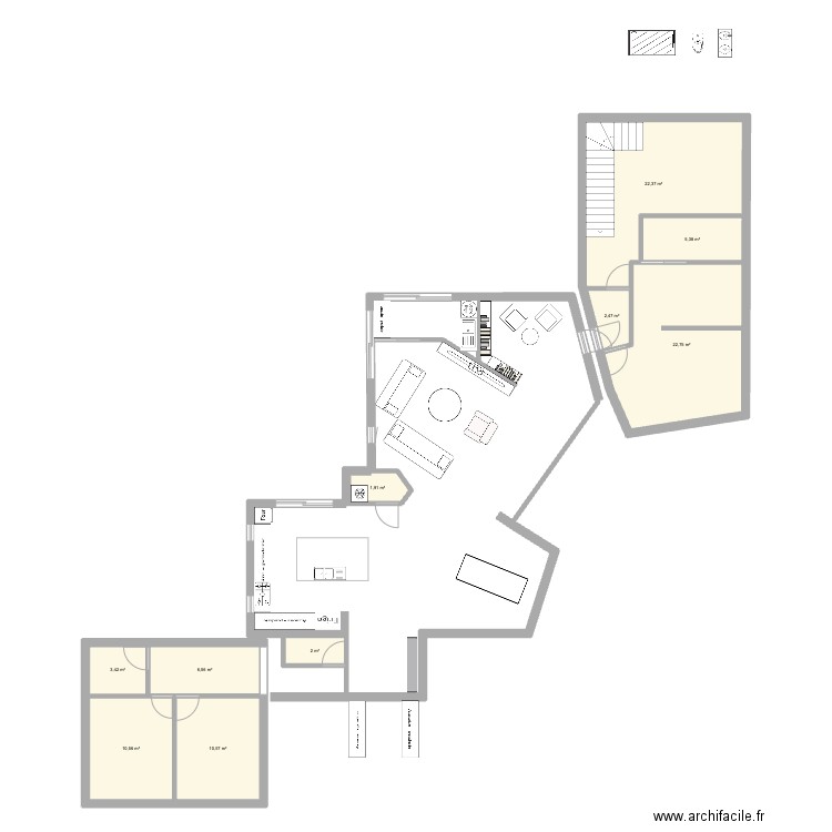 180 Rte Antibes. Plan de 10 pièces et 88 m2