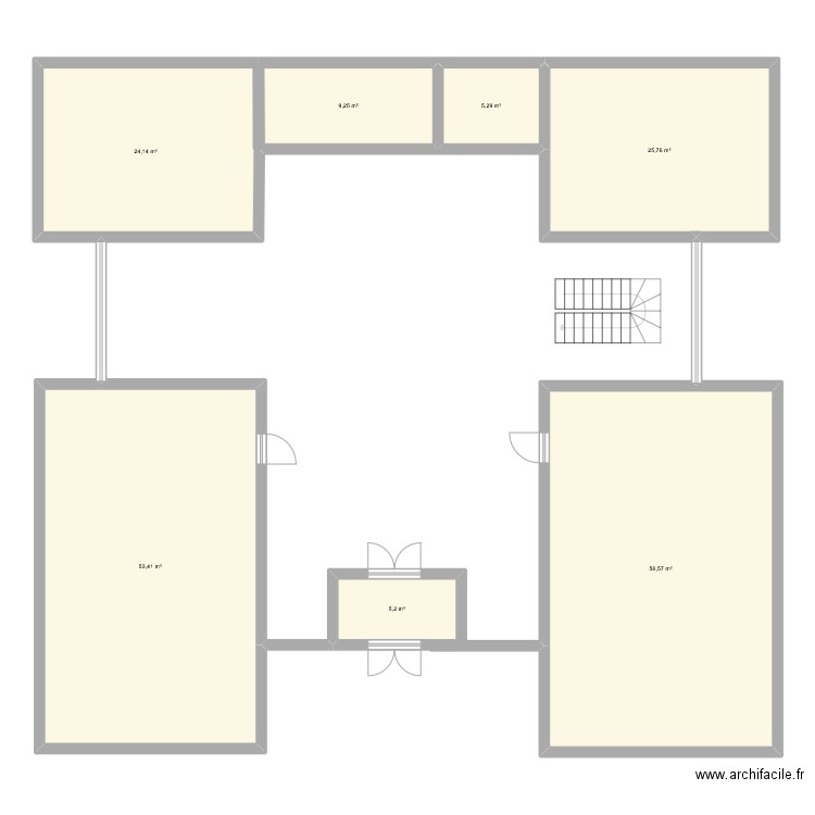 nazran. Plan de 7 pièces et 180 m2