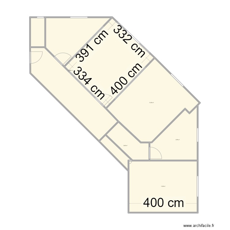 ROUSSIER. Plan de 7 pièces et 64 m2