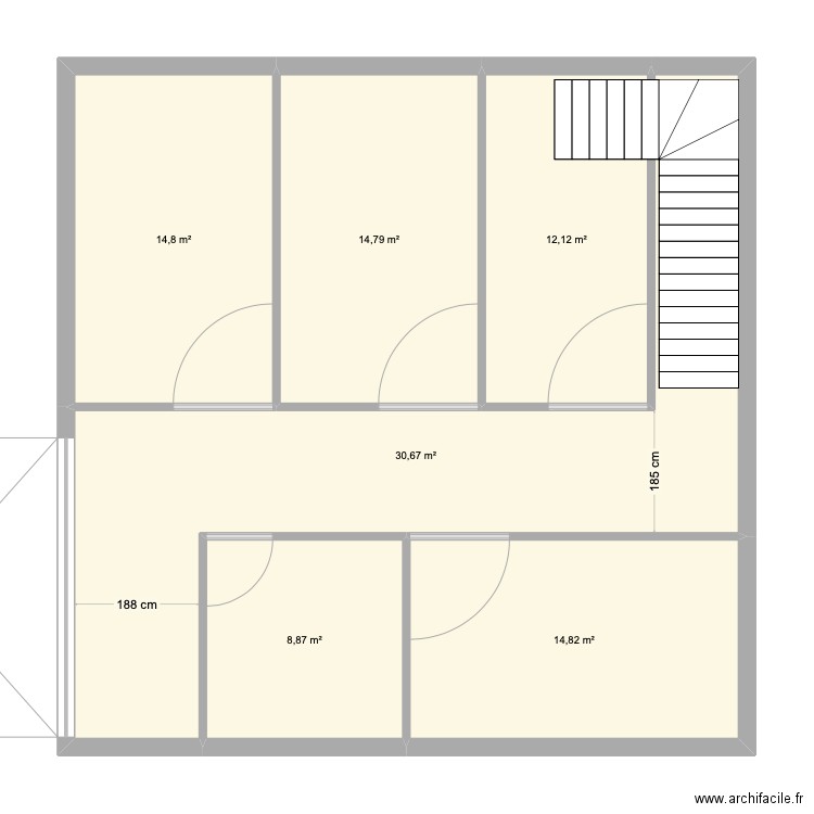 hangar box. Plan de 6 pièces et 96 m2