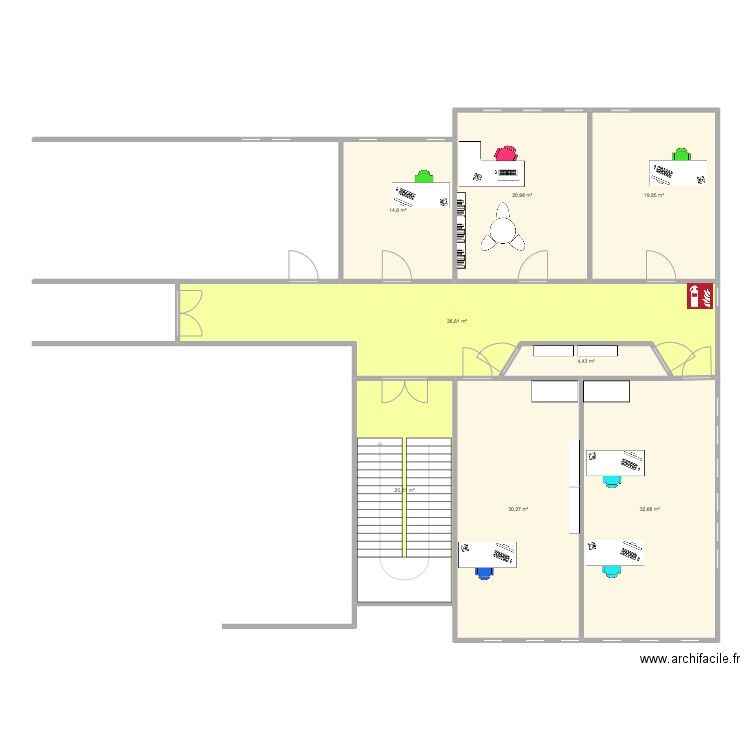 GESCIA implantation étage. Plan de 8 pièces et 180 m2