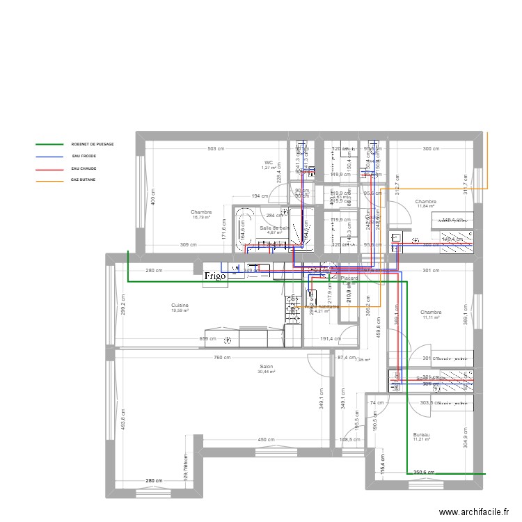 MOLLEGES T8  Plan plomberie. Plan de 16 pièces et 132 m2