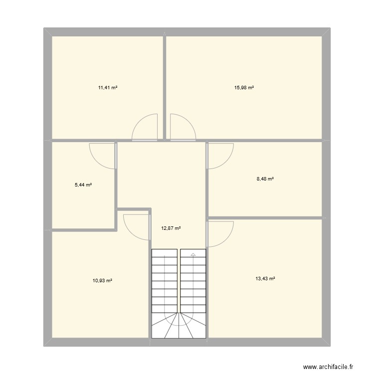 Léon 1er. Plan de 7 pièces et 79 m2