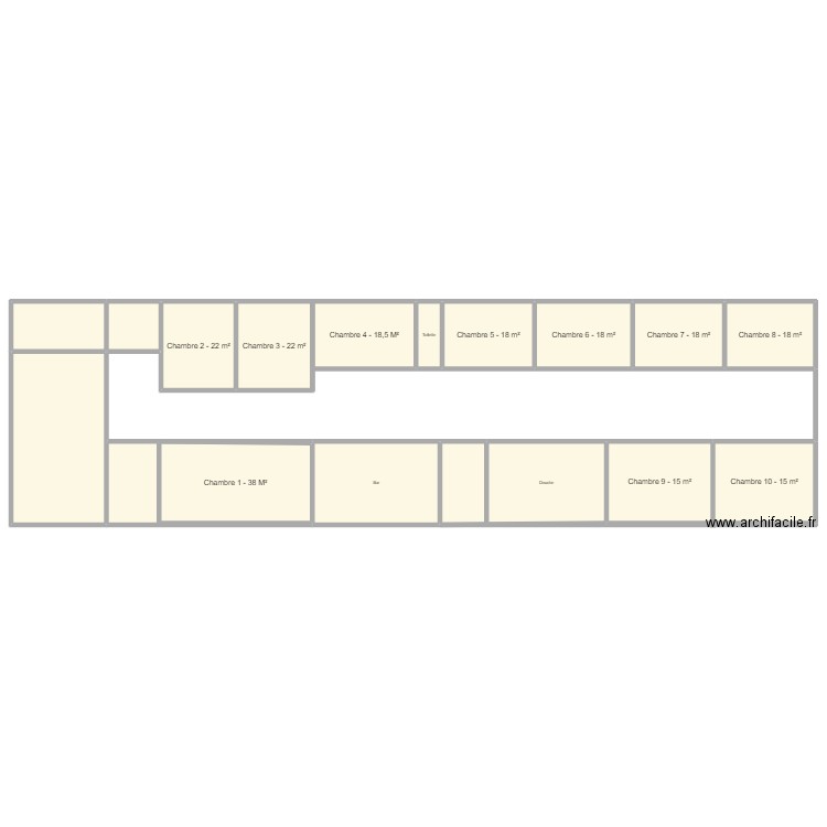 etage. Plan de 21 pièces et 975 m2