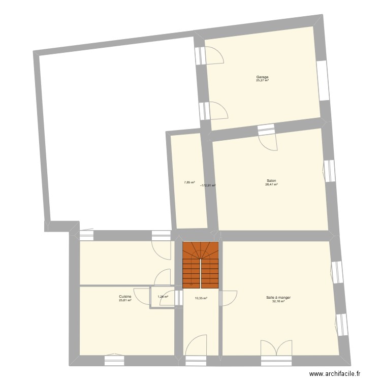 Maison Pauline Rdc V2. Plan de 13 pièces et 271 m2