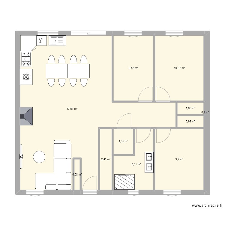 TRIANGLE. Plan de 11 pièces et 89 m2