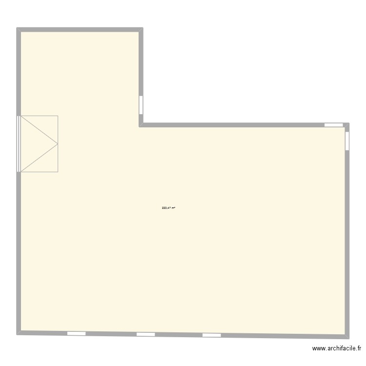 atelier. Plan de 1 pièce et 223 m2