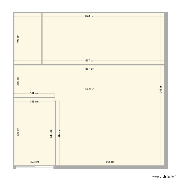 Busca 1. Plan de 1 pièce et 143 m2