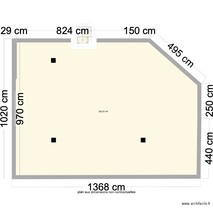 mur externe. Plan de 1 pièce et 122 m2