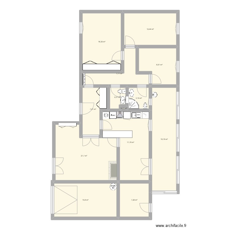 Maison M-C avant travaux. Plan de 13 pièces et 139 m2