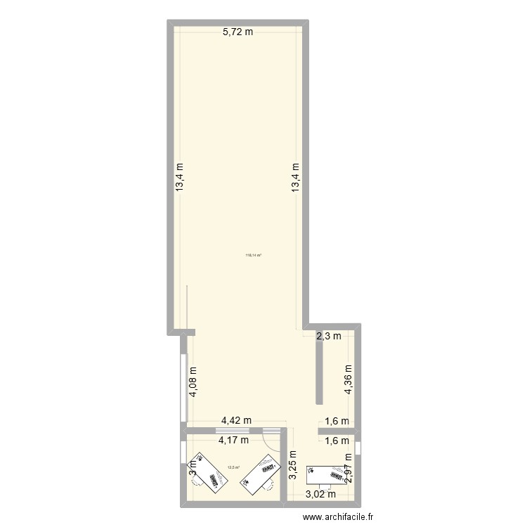 magasin. Plan de 2 pièces et 131 m2