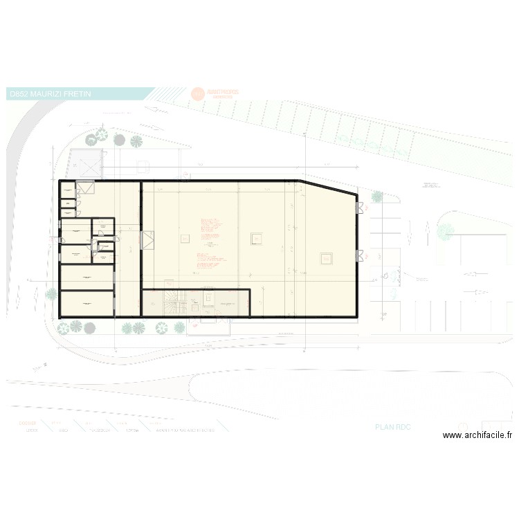 Angers. Plan de 14 pièces et 1092 m2