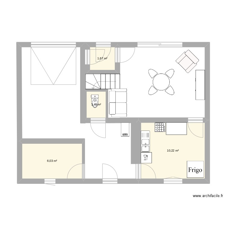 RDC. Plan de 4 pièces et 19 m2