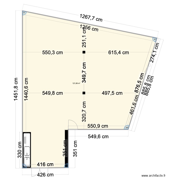 Valescure 3. Plan de 1 pièce et 122 m2