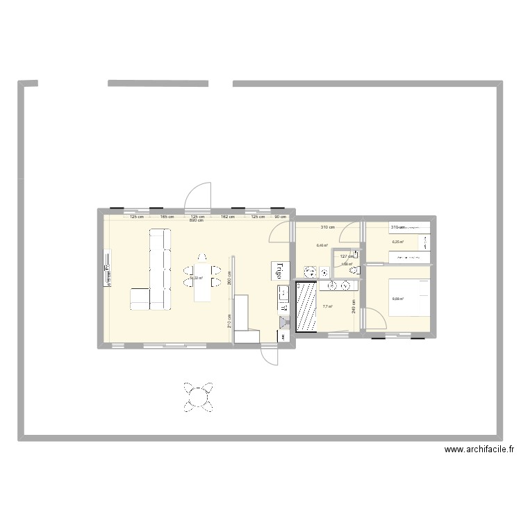 Maison Portugal. Plan de 6 pièces et 86 m2