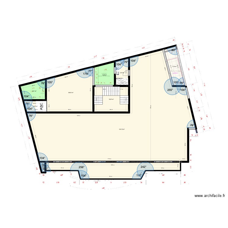 APPARTEMENT VDN v plateau bureau. Plan de 9 pièces et 263 m2