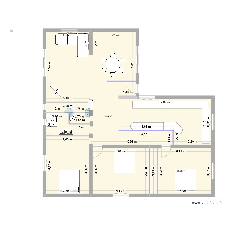 004. Plan de 2 pièces et 155 m2