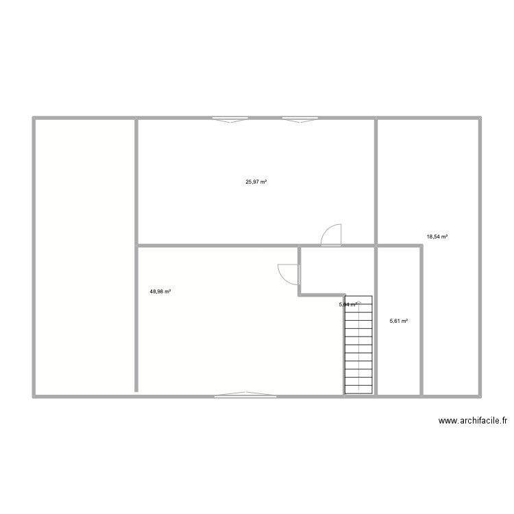 Maison Combles aménagées. Plan de 5 pièces et 105 m2