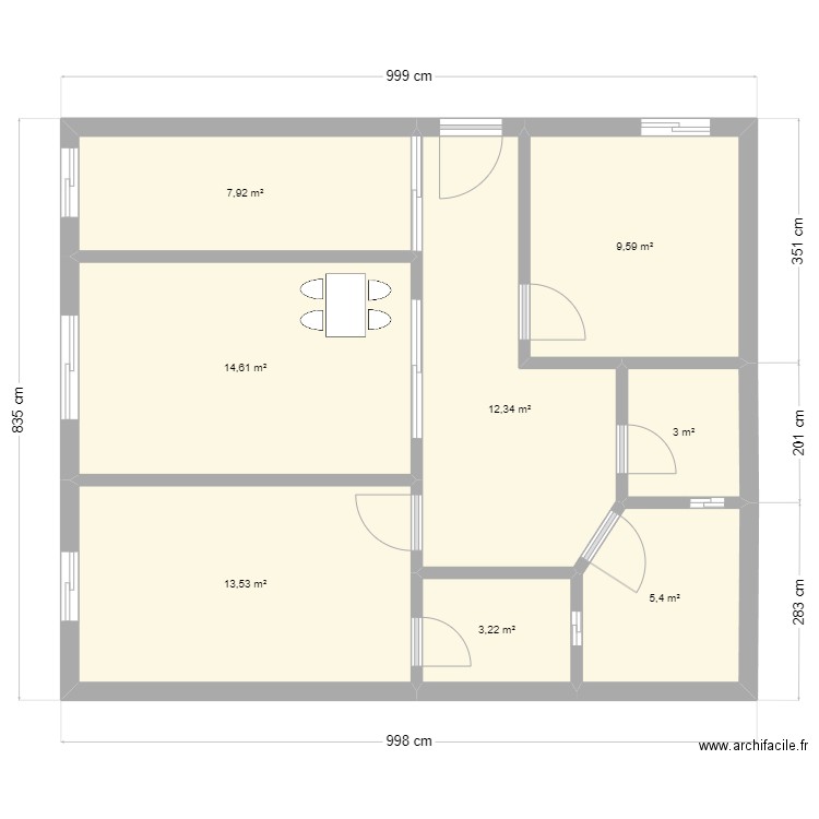 Version1 AP1. Plan de 8 pièces et 70 m2