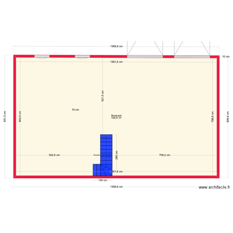 MAISON sous sol. Plan de 1 pièce et 109 m2