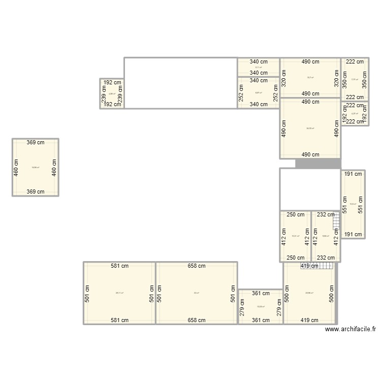 Dompierre. Plan de 15 pièces et 211 m2